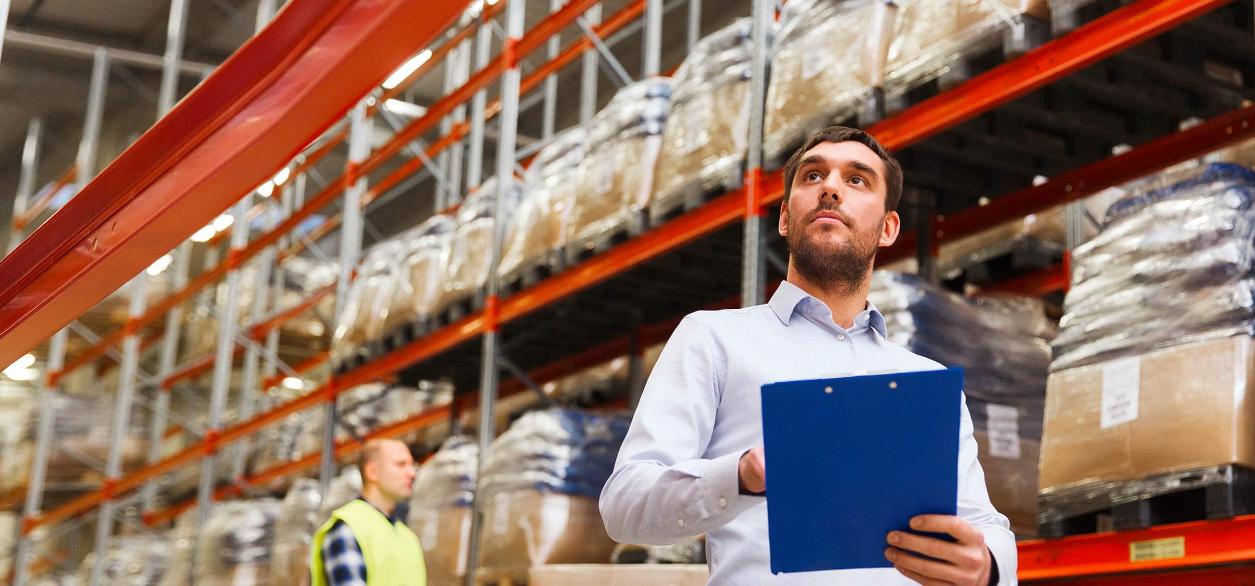 Заместитель начальника склада. Руководитель складского комплекса. Руководитель склада. Директор склада магазина. Менеджер склада.